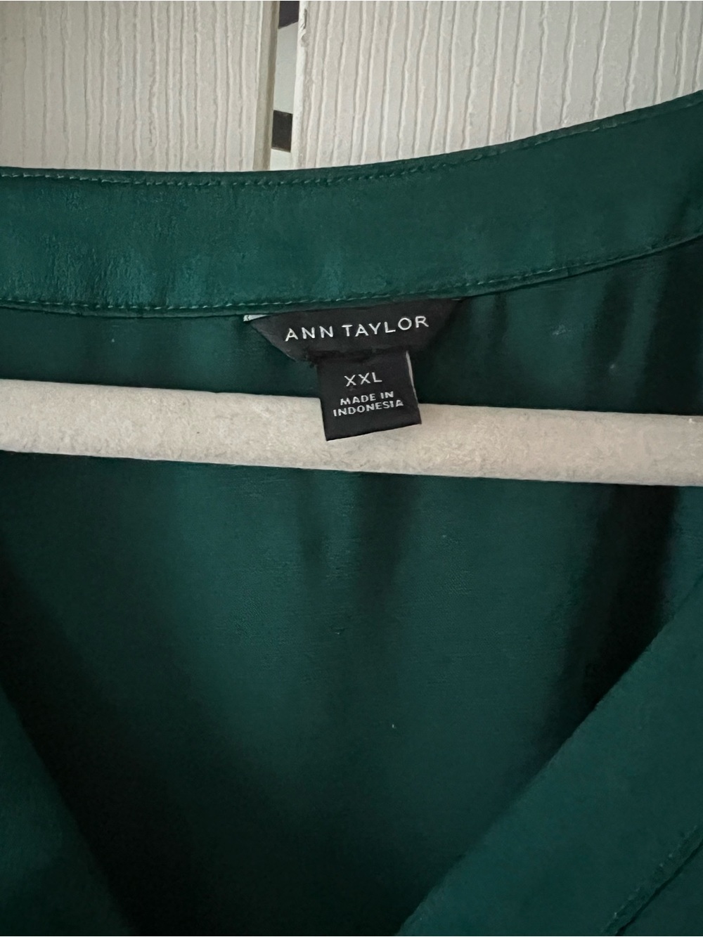 Ann Taylor Deep Green V-Neck Satin Blouse - Picture 5 of 5